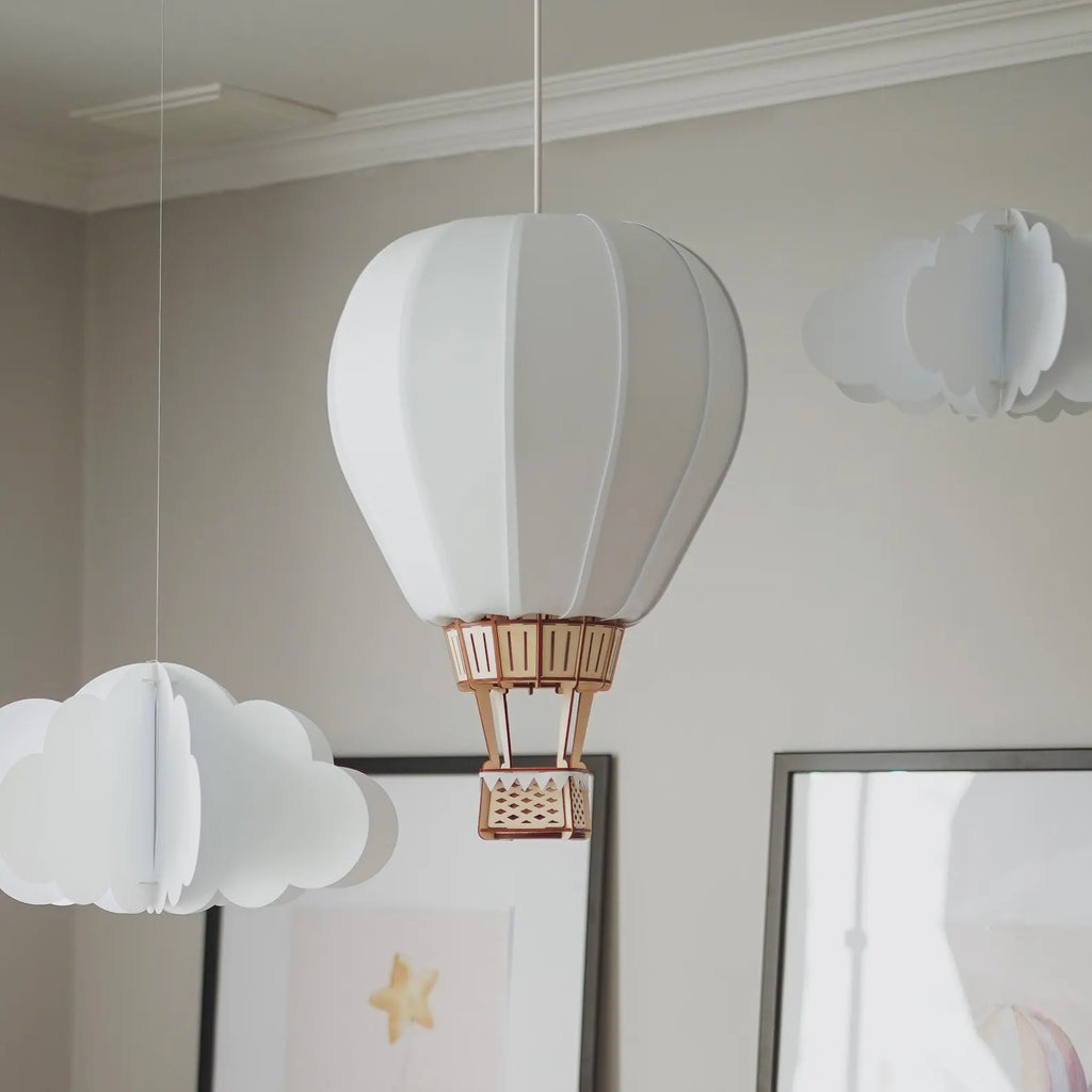Lampada a forma di mongolfiera in legno - Lampada a sospensione per la cameretta dei bambini, Decorazione fatta a mano per la cameretta, Regalo per baby shower, Lampada da soffitto Montessori